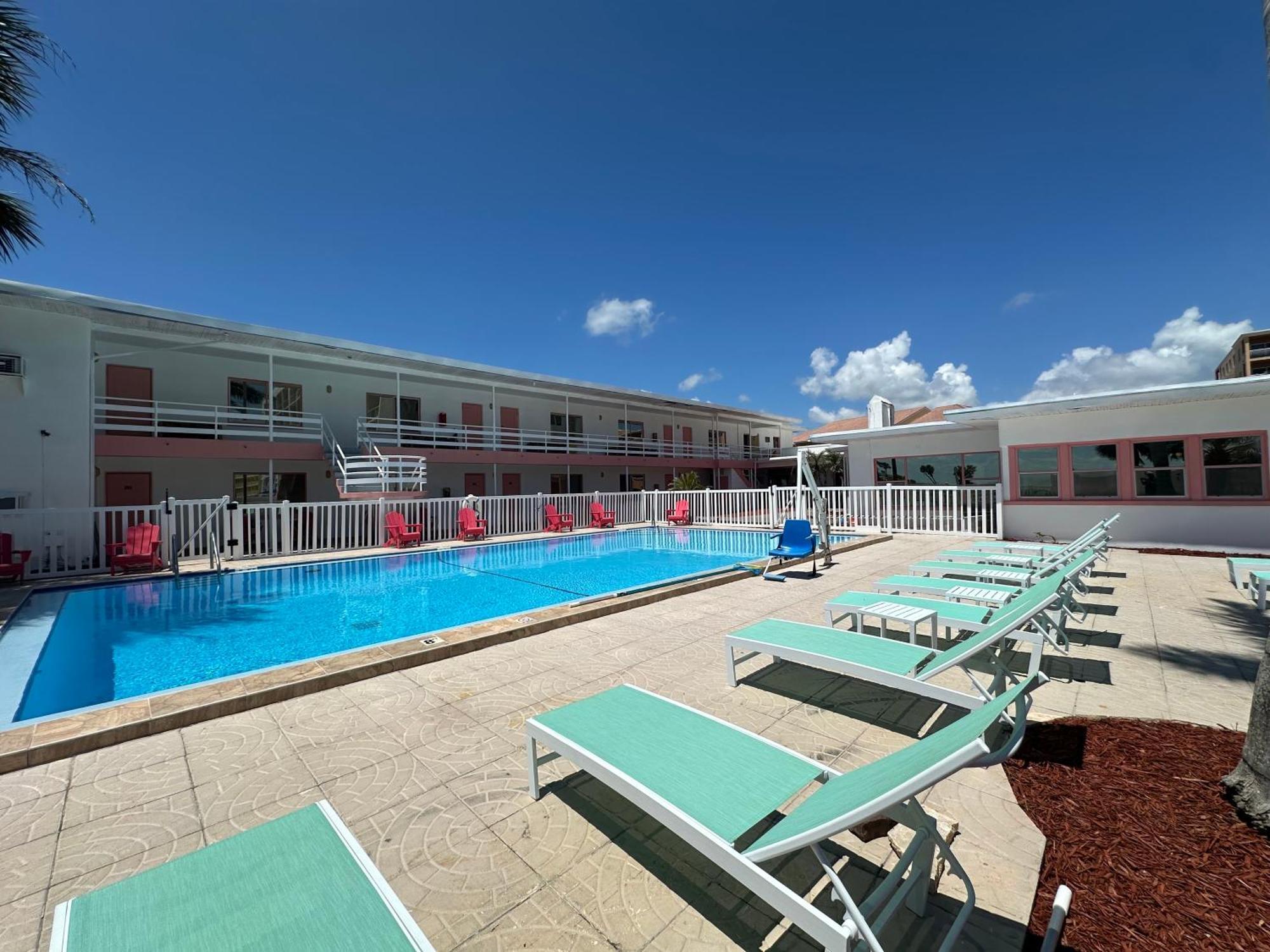Arvilla Resort Сант Пит Бич Экстерьер фото